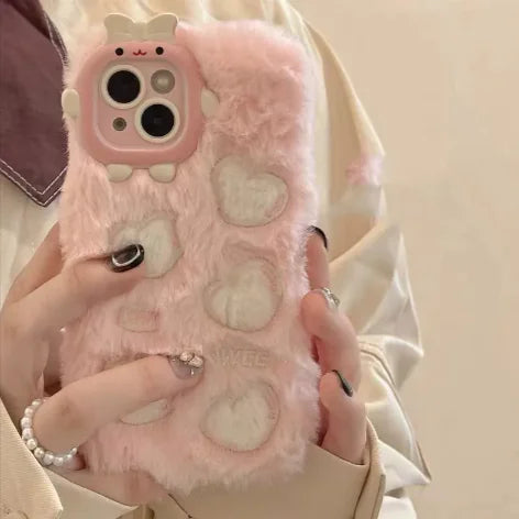 Étui en peluche en forme de cœur