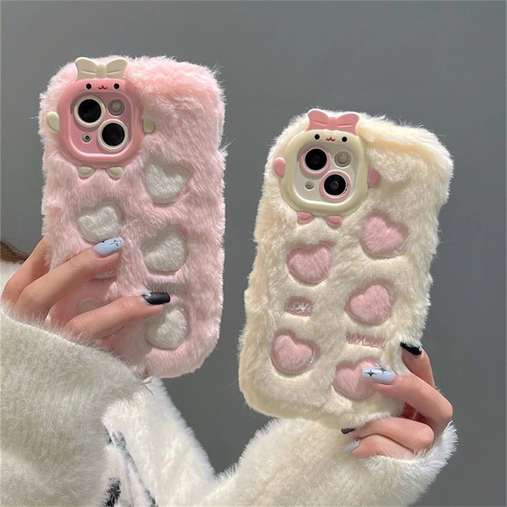 Étui en peluche en forme de cœur